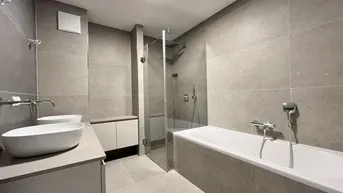 Expose Helle Top ausgestattete Wohnung mit großem Balkon!