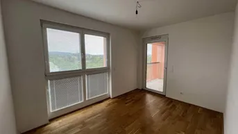 Expose Charmante 2-Zimmer-Wohnung mit Loggia und schönem Ausblick 