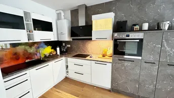 Expose Moderne Traumwohnung in Toplage - 2 Zimmer, 1. Etage, 60m², vollsaniert - direkt beim Augarten