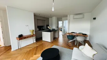 Expose Modernes Wohnen mit Luxusausstattung in zentraler Lage - Erstbezug mit Balkon und U-Bahn-Nähe!
