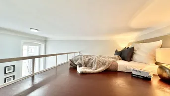Expose IDEALE KLEINWOHNUNG IN SCHÖNEM ALTBAU - 1,5 ZIMMER-WOHNUNG MIT EXTRA BETT-EBENE UND EINBAUKÜCHE
