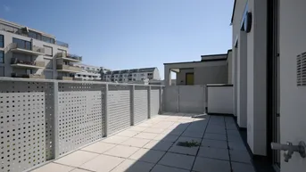 Expose PROVISIONSFREI: FANTASTISCHE DG-WOHNUNG MIT TERRASSE &amp; BALKON