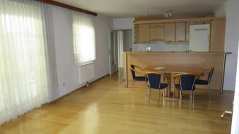 Expose Wohnung mit Terrasse und Eigengarten Nähe Hans-Dunkl-Park