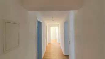 Expose Attraktive &amp; modernisierte 3,5-Zimmer-Wohnung mit Balkon in Pfaffenhofen bei Telfs!