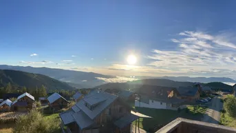 Expose Charmantes Kärntner Alm-Chalet im alpinen Stil mit Sonnen-Terrasse und Traum-Aussicht