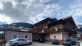 Expose Sichere Kapitalanlage in unsicheren Zeiten: Vermietete 4-Zimmer-Wohnung in Bad Hofgastein mit Stellplatz