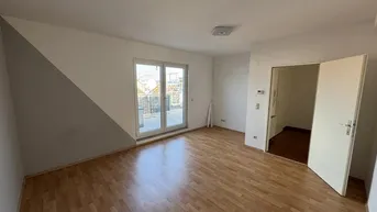 Expose Lichtdurchflutete Dachgeschosswohnung mit Terrasse in der Wielandgasse!