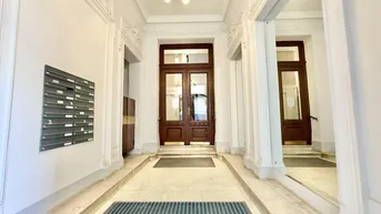 Expose STADTWOHNUNG - Erstbezug - ca. 54m² NFL - 2 Zimmer - komplett Sanierung - hochwertige Ausstattung - Stilaltbau