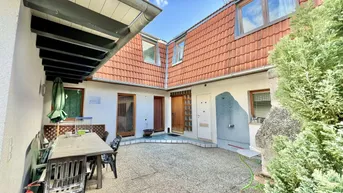 Expose ABSOLUTE RUHELAGE - ca. 302 m² GFL - ca. 198m² NFL - 7 Zimmer - Einbauküche - Garage