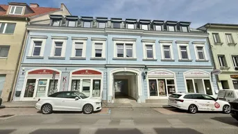 Expose PENTHOUSE - 6 Zimmer - ca. 133qm²NFL - Balkon ca. 25qm² - Stellplatz