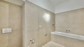 Expose GRÜNBLICK - Gesamtes Haus saniert - 3.Liftstock - ca. 108m² NFL - 3 bis 4 Zimmer - Loggia/Balkon - U-Bahn - ERSTBEZUG