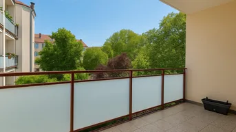 Expose GRÜNBLICK - Erstbezug nach Teil-Renovierung - Neubau - BJ 1980 - 3 Zimmer - EINBAUKÜCHE - ca. 94m² NFL - 2.Liftstock - Loggia - Hofruhelage