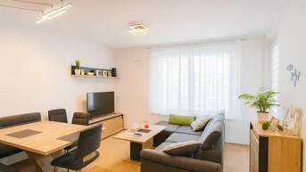 Expose Neuwertige 3-Zimmer-Wohnung - BJ.2021 - Loggia - Balkon - 2. Garage Stellplätze inkludiert - MÖBLIERT