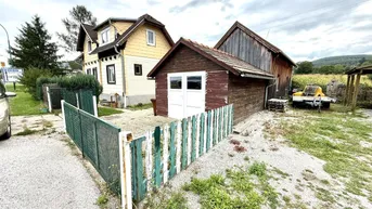 Expose HEIMWERKER HIT - Flexible Nutzung - ca. 1.125m² Grund - Haus - 3 Zimmer - Garage - Garten - Nebengebäude - sofort beziehbar
