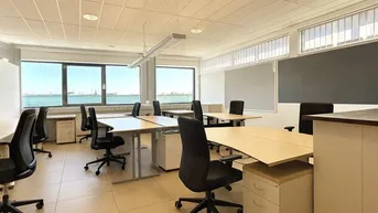 Expose Gesamte Büroeinheit inkl. Skylounge und Terrasse – ca. 750 m² zur Alleinnutzung