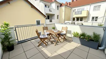Expose S O N N E N H I T - 2 Zimmer - ca. 58m² gew. NFL - Terrasse - Balkon - 1. Stock - Garage