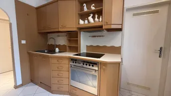 Expose GRÜNRUHELAGE - Neubau - BJ 1966 - 1. Stock - 2 Zimmer - ca. 62 WFL - Einbauküche - Stellplatz