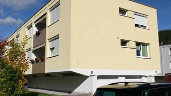 Expose  Sanierte 3 - Zimmer Wohnung mit Loggia in Pernitz