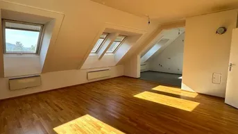 Expose 2 Zimmer Wohnung in Rabenstein im DG