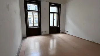 Expose Sanierungsbedürftiger Altbau-Eigentum im 15., Bezirk