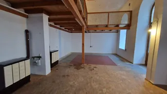 Expose NÄHE PRATERSTERN - NOVARAGASSE - sanierungsbedürftiges LAGER/BÜRO/GL zu VERMIETEN