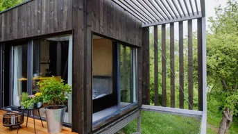 Expose Platz für 2 TINY-Häuser ******* UNVERBAUBARER FERNBLICK &amp; RUHELAGE +++++++ Wunderschöne und LETZTE Parzelle +++++++ Kleingarten-Baurecht +++++ airbnb-Eignung +++++ Wertanlage, Einkommen