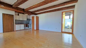 Expose Nette 2.Zi.-Wohnung mit Sonnenbalkon