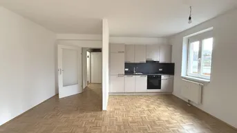 Expose Zentrumsnahe Mietwohnung mit Balkon...!