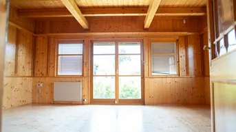 Expose Charmantes Holzhaus in Ruhelage – Ihr Rückzugsort mit Stil und Komfort