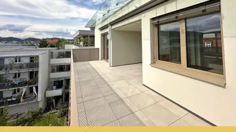 Expose Exklusive Penthouse-Wohnung mit Schloßbergblick im Herzen der Stadt
