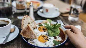 Expose COOLES TRENDY CAFEHAUS &amp; FRÜHSTÜCKS- &amp; MITTAGSLOKAL MIT EIGENER PATTISERIE