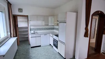 Expose Gepflegte, sehr gut aufgeteilte 79 m² Mietwohnung (2,5 Zimmer) inkl 1 Stellplatz und optional mit Gartenbenützung* – nur € 600- monatlich