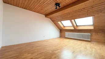 Expose TOP PREIS - WG geeignete ca. 73m² große Wohnung im Dachgeschoß zu verkaufen!