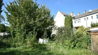 Expose NEUER PREIS! Ruhiges Grundstück mit aufrechter Baugenehmigung für ein Einfamilienhaus!
