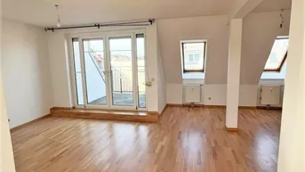 Expose Befristet vermietete Dachgeschoss-Maisonette in Bestlage im Stadtzentrum von St.Pölten! Garagenplatz &amp; Wohlfühlfaktor inkludiert!