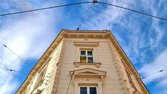 Expose TOP - Investment! Sehr bonitätsstarker Mieter + Traumhaftes Eck-Altbauhaus + Perfekte Infrastruktur und Anbindung mit Straßenbahn vor der Türe! Nutzen Sie diese Gelegenheit!