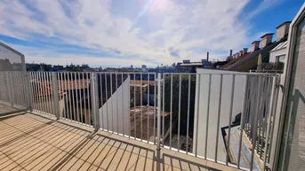 Expose WOW! Wohnen im Dachgeschoss mit Fernblick! Traumhaft saniertes Altbauhaus + Hofseitige Terrasse + Tolle Infrastruktur und Anbindung + Lebensqualität pur! Auch für Anleger interessant!