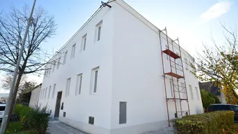 Expose Attraktiver Rohdachboden mit Baugenehmigung in top Lage!