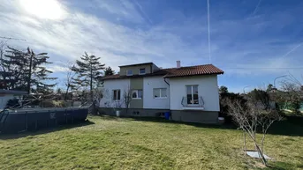 Expose Einfamilienhaus aus dem Jahr 1966 mit 1328m² Grundstück