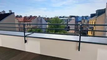 Expose Großes WOW im Dachgeschoss! Blick ins Grüne + Absolute Hofruhelage + Zentrumsnah + 3 Zimmer mit Terrasse + Frisch saniert + Hauseigene Tiefgarage! Besser geht es nicht....