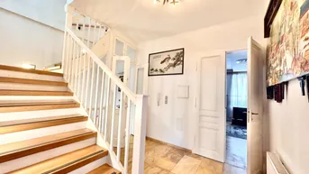 Expose Zinsvilla Mitten in Gersthof mit Großem Garten und Dachterrasse ++ Garage und Personenlift im Haus ++ Zinshaus ++