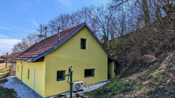 Expose Erstbezug nach Sanierung! Bezugsbereit mit eigenem Brunnen und kleinem Grundstück. Minibetriebskosten!!!