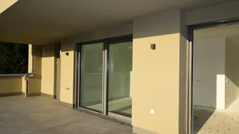 Expose Beeindruckendes Penthouse mit riesengroßer Terrasse in Grazer Luxuswohngegend - 8044 Graz -
