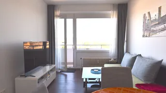 Expose Ab in den 9. Stock - Traumhaftes 3-Zimmer-Penthouse mit unglaublichem Fernblick -Sonnenloggia und Stellplatz inkludiert - Jetzt zugreifen!!