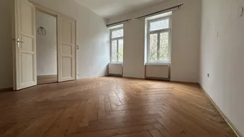 Expose TOP-LAGE! Feine 3- getrennt begehbare Zimmer mit Wohnküche plus kleinem Innenhofbalkon! Zwischen LKH und UNI in 8010 Graz - ab sofort verfügbar!