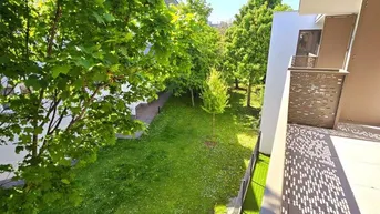 Expose Pure Lebensfreude! Photovoltaik + Wärmepumpe! Hofseitiger Balkon + Blick ins Grüne + Komplette Ruhelage + Energieeffizienz + Perfekte Anbindung und Nahversorgung! Jetzt zugfreifen!