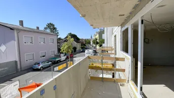 Expose Urbaner Wohnluxus im Herzen von Schwechat! Nachhaltige 3-Zimmer Wohnung mit sonnigem Südwest-Balkon - zentral, ruhig, nachhaltig!