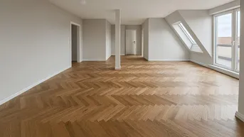 Expose Exklusive 4-Zimmer-Dachgeschosswohnung in revitalisiertem Altbauhaus – Stilvolles Wohnen mit Dachterrasse, Fischgrätparkett, Klimaanlage &amp; Luftwärmepumpe auf modernstem Stand