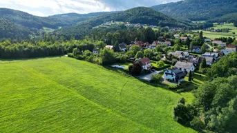 Expose TRAUMHAFTER BAUGRUND IN WEINITZEN! Leben im idyllischen Umland nur 5 Minuten von Graz entfernt! Geheimtipp für das perfekte Eigenheim!