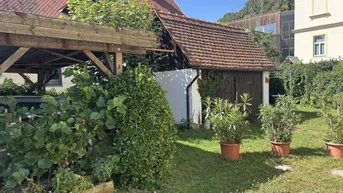 Expose ++GARTENWOHNUNG in in RUHIGER STRASSGANGER-LAGE++ GARTENNUTZUNG ca. 280m², CARPORT++ LEICHT SANIERUNGSBEDÜRFTIG++